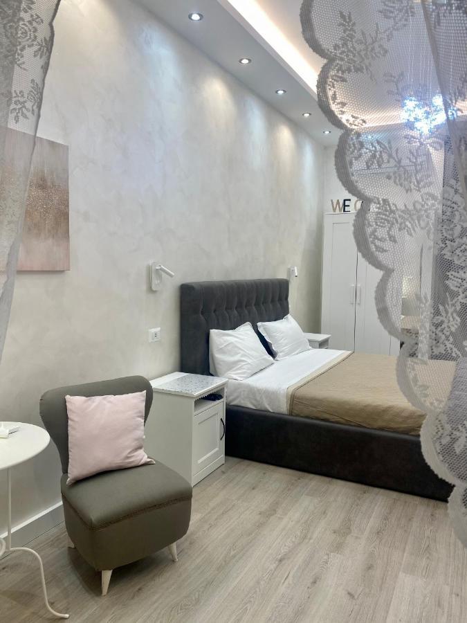 Apartamento Close To The Coloseum, 2 Minutes Walk From Metro A *